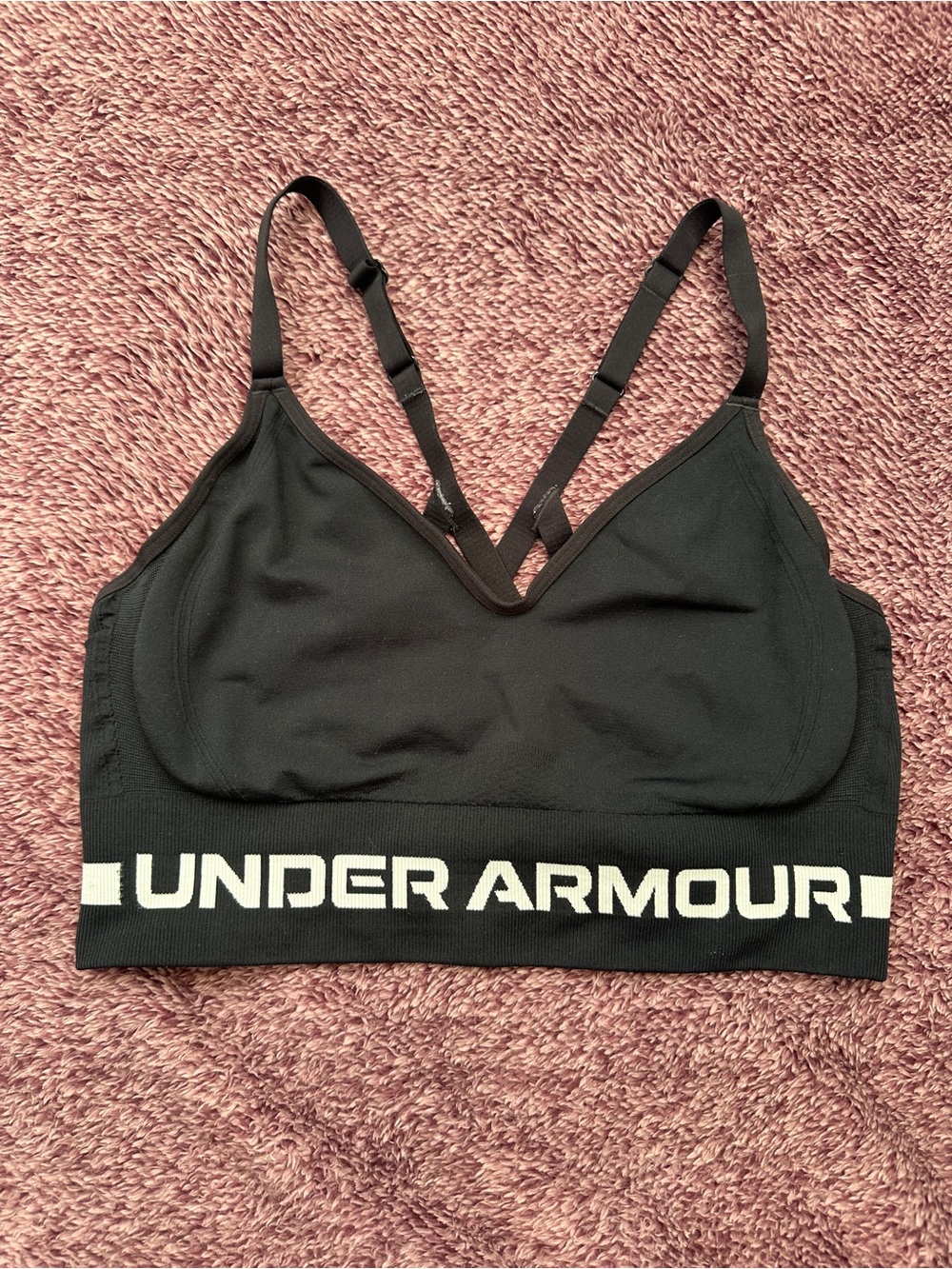 Under Armour Black Seamless Sports Bra - Lightweight Support (No cup inserts)